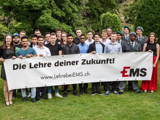 Offene Türen bei EMS für Lehrstellensuchende